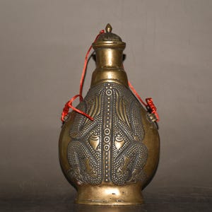 Tetera/cacerola de cobre hecha a mano en China con forma de rana. Estatuas únicas, exquisita artesanía, decoración para el hogar, diseño elegante, ideal para coleccionar y usar.