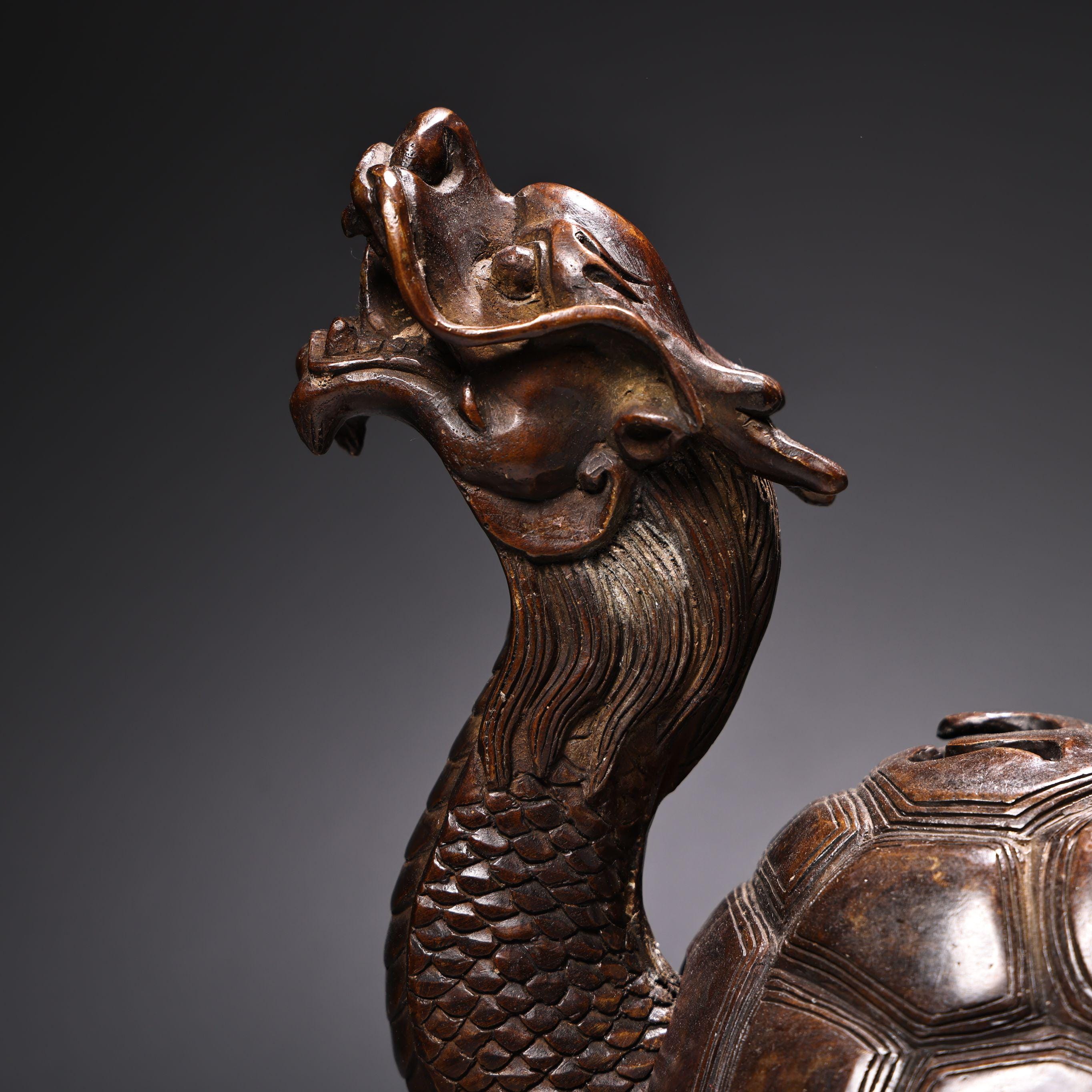 手彫りの銅製ドラゴンカメ像香炉飾り、デスクトップの装飾、絶妙で
