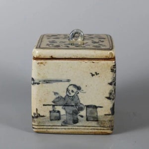 Collection Square ceramic box blue and white porcelain hand-painted crane exquisite pattern pot tea pot box decoration，rouge box, ink box