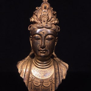 Chinese handmade carved copper Guanyin Bodhisattva Buddha statue,furniture decoration,rare and precious,with a unique shape