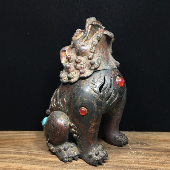 中国の手彫りの青銅製ライオン香炉像、デスクトップの装飾、貴重で