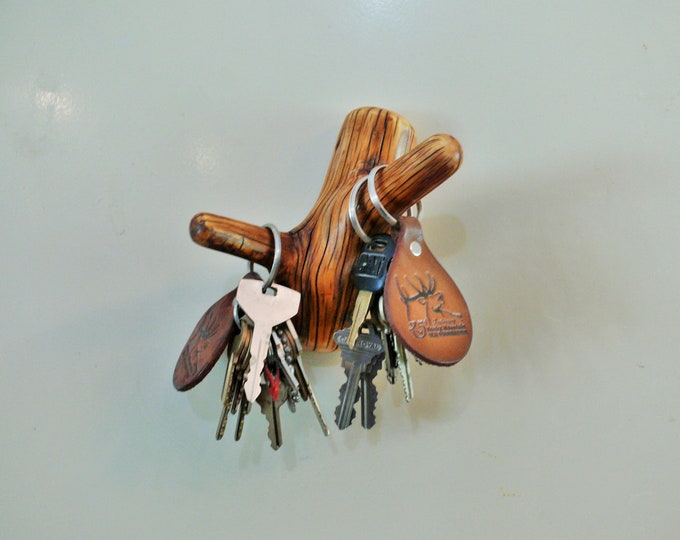 Juniper Tree Branch Hook for Natural Face Mask Holder, Key