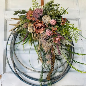 Spring Southwestern Floral Lasso Deer Antler Wreath - Cowboy Lariat Rope Wreath - Farmhouse Front Door Decor - Rustic Country Door Hanger