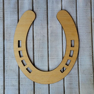 Herradura con diseño personalizado de caballo - Materiales y formas para manualidades en madera - Forma de cabeza de caballo cortada a láser en blanco - Caballo decorado disponible