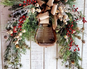 Rustic Country Christmas Wreath/Horseshoe Swag - Cowboy Christmas Wreath - &quot;Country Christmas&quot; Western Stirrup Wreath