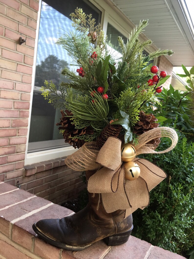 Rustic Cowboy Boot Christmas Wreath Rustic Boot Centerpiece Etsy