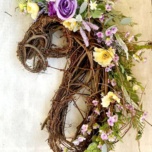 Spring/Summer Hand Sculpted Grapevine Horse Head Wreath - Custom Colors Available