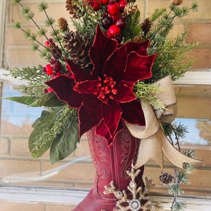 Cowboy Rustic Country Christmas - Christmas Cowboy Boot Wreath - Western Boot Farmhouse Christmas Decor