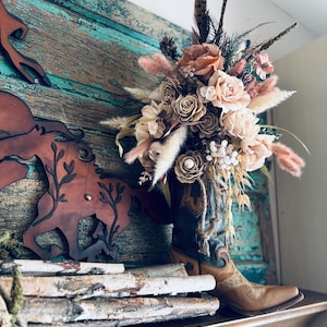 Cowgirl Boot Wreath - Cowgirl Summer Wreath - Rustic Southern Charm Farmhouse Wreath - Southwestern Cottagecore
