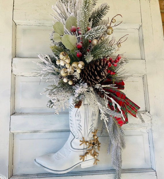 Cowboy County Christmas Boot Wreath Western Christmas Decorations