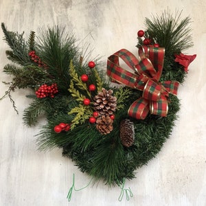 Christmas Chicken Wreath - Artificial Christmas Farm Wreath with Red Berries and Pine Rustic Country Decor