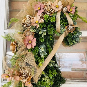 Country Style Sola Wood Rose Horse Head Wreath - Equestrian Horse Lovers Gift