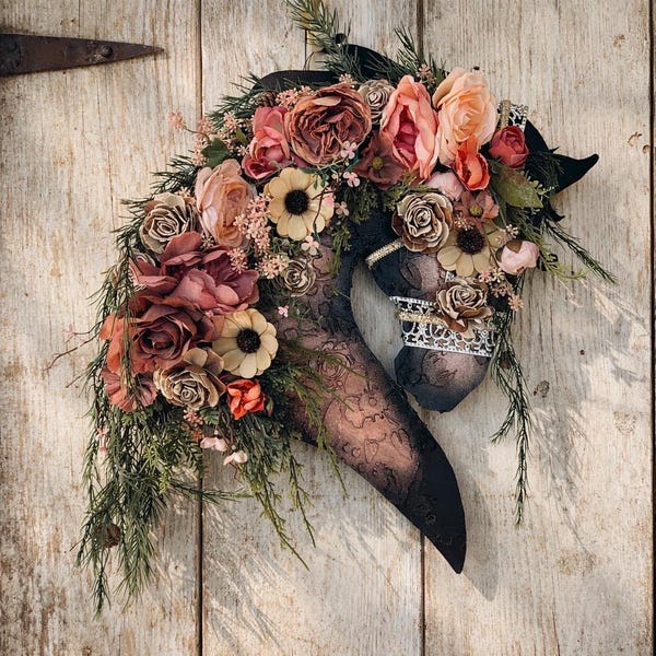 An Everyday Summer/Autumn Wood Flower Equestrian Wall Art or Door Hanger - Welcome Home Entry Way Equine Wreath - Horse Lovers Gift