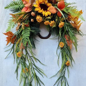 Autumn Sunflower Swag Wreath with Horseshoe - Rustic Sunflower Fall Wreath - Equestrian Decor