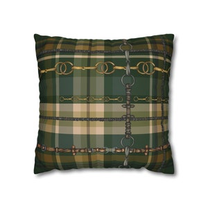 Hunter green Dressage Bit Motif Pillow Case