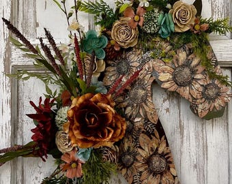 Corona di testa di cavallo in legno del sud-ovest dipinta a mano con fiori in terracotta - Decorazione da parete con cavallo Mustang - Porta d'ingresso della fattoria - Regalo per gli amanti dei cavalli