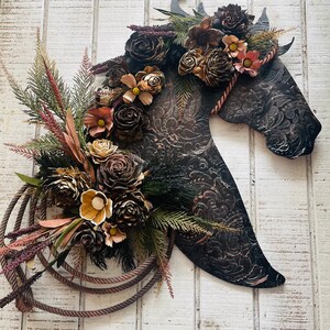 Leather Look Wood Flower Horse Head Wall Art Door Wreath Faux Leather Western Tooled Cowboy Art Rustic Lariat Decor Horse Lover Gift image 4