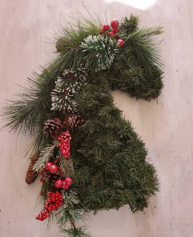 DIY Horse Head Wreath Pine Horse Head Shaped Wreath Etsy