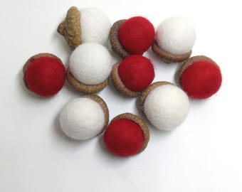 Set of 10 natural off white or red felted wool real acorn ornaments christmas wedding decor, christmas table decor
