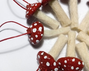 Set of Toadstool Mushroom ornament Natural large acorn pendant ornaments Felted acorn Amanita  mushrooms