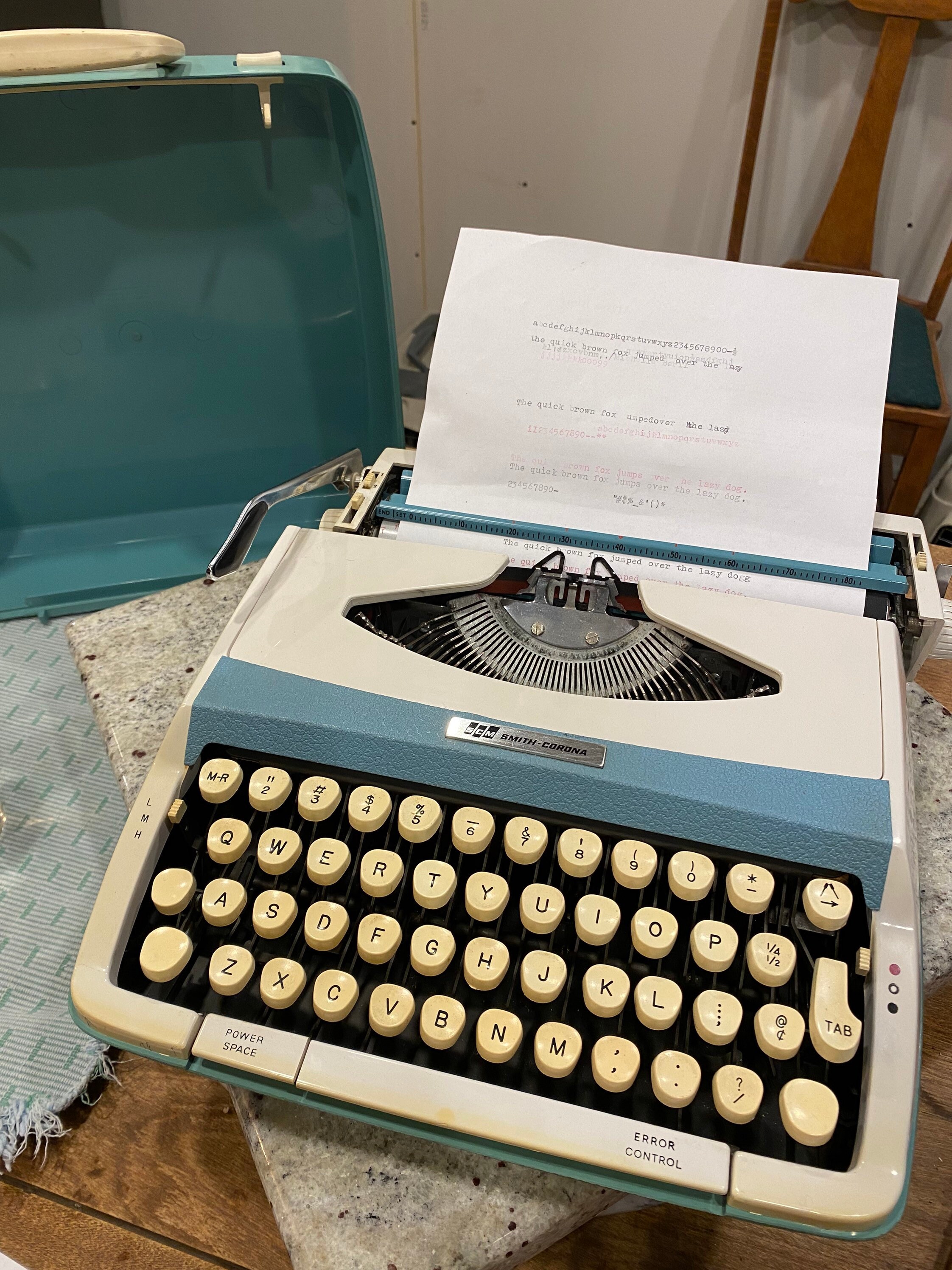 タイプライター界の eMate300、CORONA #4 Portable 紹介 | 