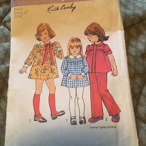 1970&#39;s style girls dress, tops and pant Simplicity 7063 size 6