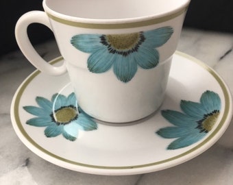 Noritake Progression Up-sa-Daisy Blue floral Teacup set Pattern and extra Saucers