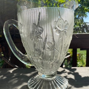 Depression Glass Jeanette & co footed Pitcher