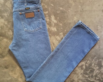 1980's 90's Wrangler Denim Jeans / Men's / High Waist / Slim Fit - Straight Boot Leg / Faded Medium Blue / W34 L38 / actual W34 L37.5 / Tall