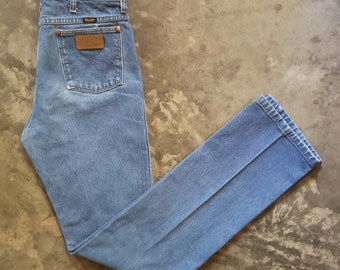 1980's 90's Wrangler Denim Jeans / Men's / High Waist / Slim Fit - Straight Boot Leg / Faded Medium Blue / W34 L38 / actual W34 L36.5 / Tall