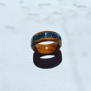 Glowing Opal Inlay Ring