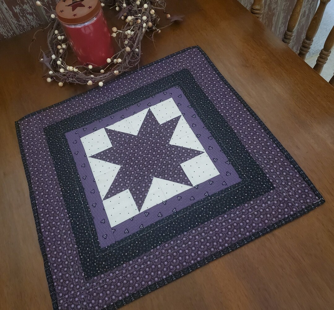 Quilted Spring Star Table Topper / Farmhouse Quilted Table Topper/country End Table Mat