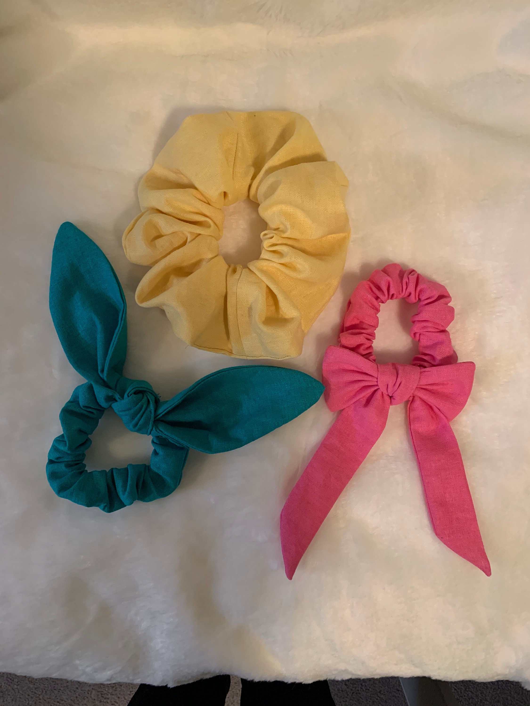 Scrunchie Sewing Pattern: Three Style Hair Ruffle Band Photo Tutorial ...