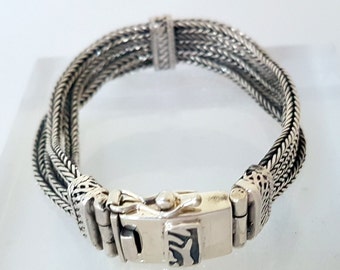 Solid Silver Chain Link Style "Luh" Bracelet