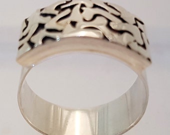 Handcrafted Solid Silver 925 sterling Ring