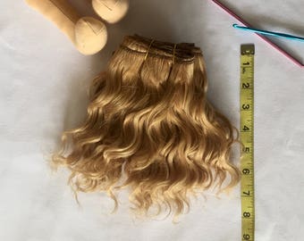MOHAIR REBORN DOLL HAIR WAVY BLENDED LIGHT GOLD BLONDES 10grams smaller reborn