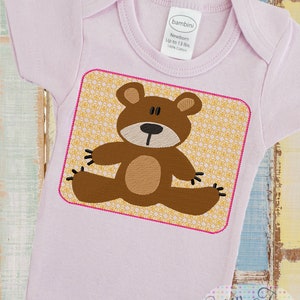 Bear Block Machine Embroidery Design, Motif Background Embroidery Design, 5 Sizes ~ 2&quot;, 3&quot;, 4&quot;, 5&quot; 6&quot; Included In Download