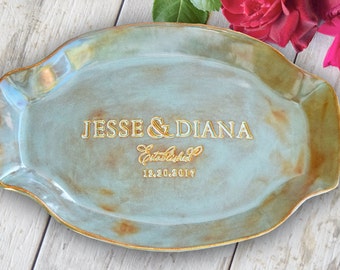 Custom Name Wedding Plate Personalize Wedding Memorial Gift Tray Family Serving Platter Wedding Gift for Couple, Pottery Anniversary Gifts