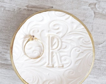 Classic Personalize Ring Dish Custom Name Letter Jewelry Dish, Wedding Ring Holder Engagement Gifts, Ceramic Earring Holder, Monogram Tray