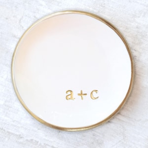 Initials Engagement Ring Dish, Custom Engaged Couple Gift, Personalized Wedding Rings Holder, Engraved Gold or Black Letters, Jewelry Bowl