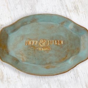 Custom Name Wedding Plate Personalize Wedding Memorial Gift Tray Family Serving Platter Wedding Gift for Couple, Pottery Anniversary Gifts