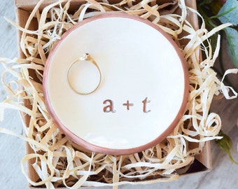 Custom Name Letter Wedding Ring Dish Personalize Monogram Bowl, Cute Gold Jewelry Tray Couple Gift, Pottery Plate, Friendship Partner Spouse
