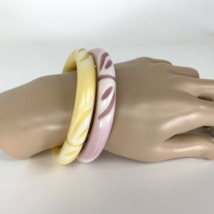 80s Pastel Bangle Bracelets, Chunky Pastel Bangles, Faux Carved Bakelite Bangle Bracelets, Chunky 1980s Bangle Bracelets Yellow and Purple