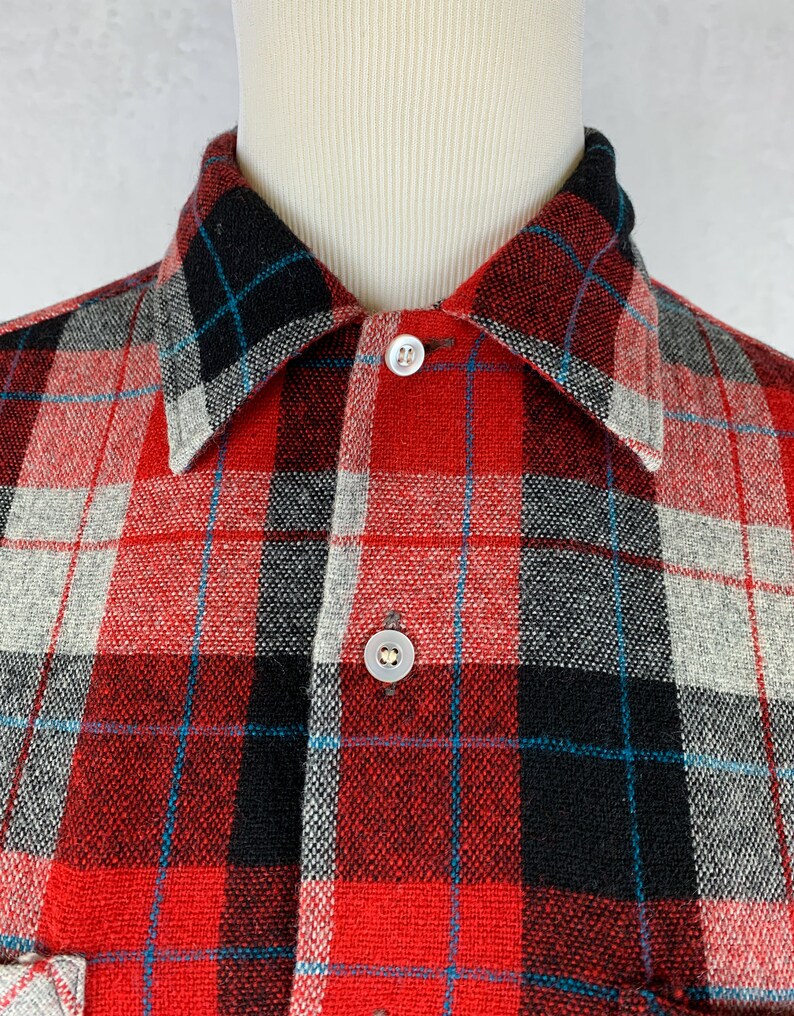 Vintage Plaid Hunting Shirt Women/'s Medium Red Black Plaid Button up Shirt Hunting Club Wool Plaid Button Up Vintage Wool Flannel Shirt
