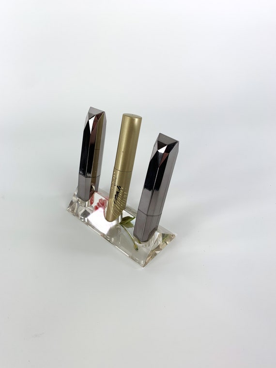 Vintage Reverse Carved Lucite Lipstick Holder, Vi… - image 2