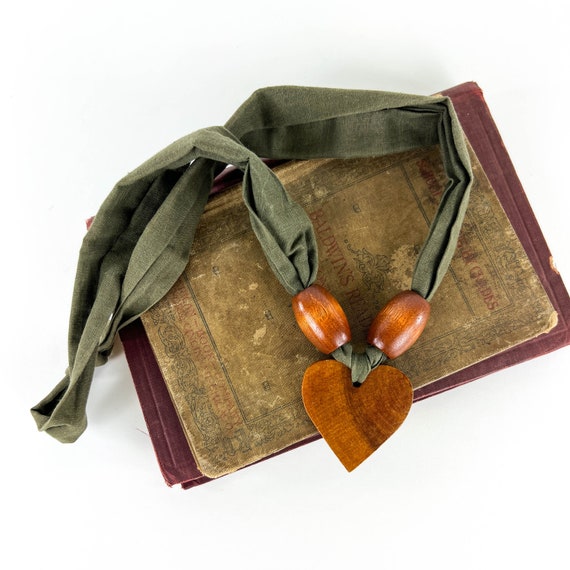 Vintage 1990s Wood and Textile Heart Necklace, 90… - image 1