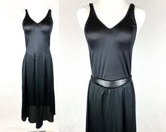 80s Black Slip Dress Midi Length, 80s Black Nightgown, Vintage Black Nightie, Vintage Black Slipdress Mid-Calf Length