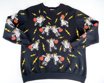 Vintage 1990s Scarab Halloween Sweatshirt Size Medium, 90s Halloween Sweater, Skeleton Teddy Bears Trick or Treating Sweatshirt Sweater