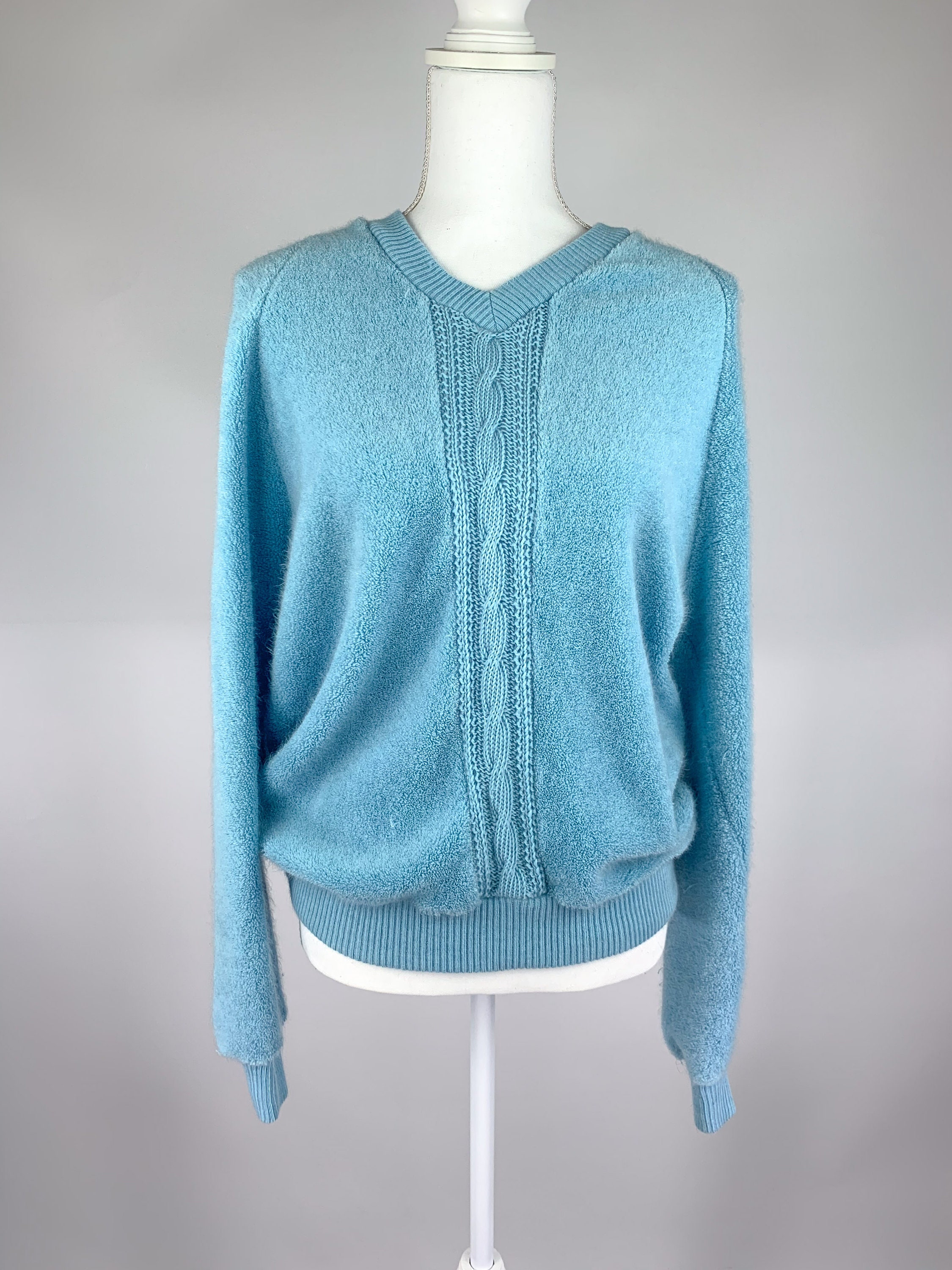 1960s 18 Karat Fuzzy Blue Pullover Sweater Size Large, Vintage 60s 