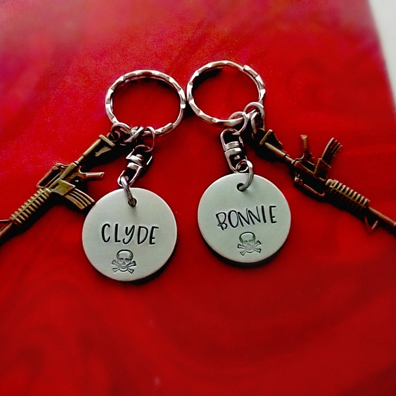 Bonnie And Clyde, Bonnie And Clyde Necklace, Bonnie Clyde, Partners In Crime, Best Friend Necklace, Best Friend Jewelry, Girlfriend Gift - Foto 9